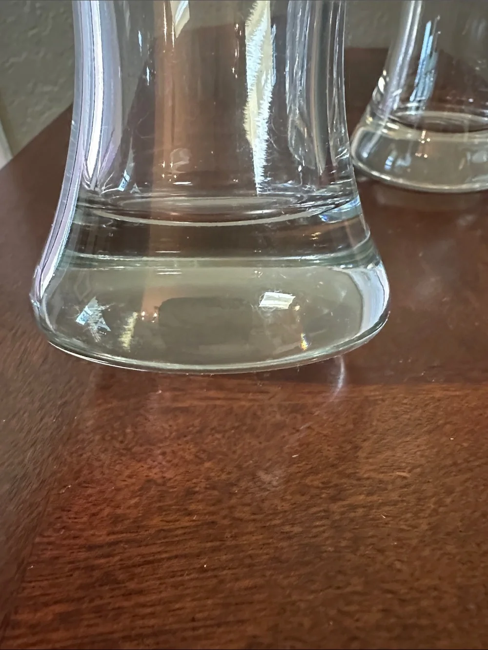 Vintage Applebee’s Brewtus Pilsner Beer Glasses - Set of 2 (22oz Heavy Base)